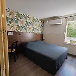 Fasthotel Ναρμπόν
