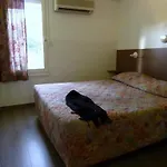 Fasthotel 2* Ναρμπόν