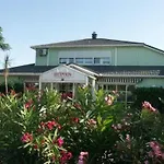 Fasthotel Ξενοδοχείο 2*