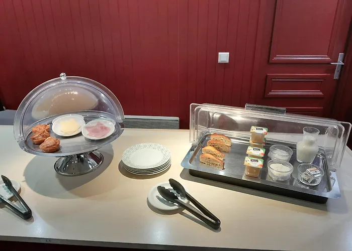 Fasthotel Hotel Narbona