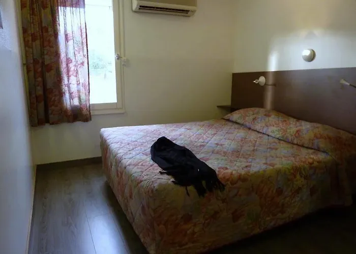 Fasthotel 2* Narbona