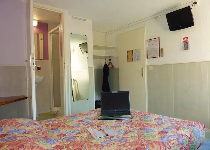 Hotel Fasthotel Narbona