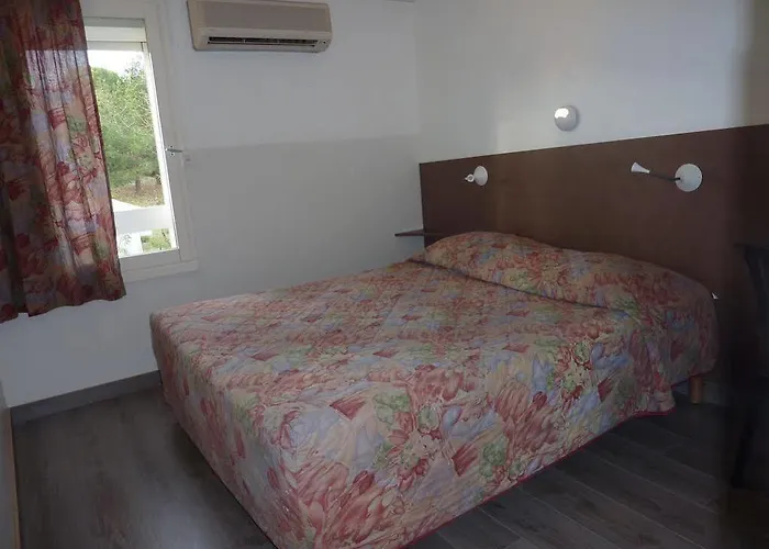 Fasthotel Hotel Narbona